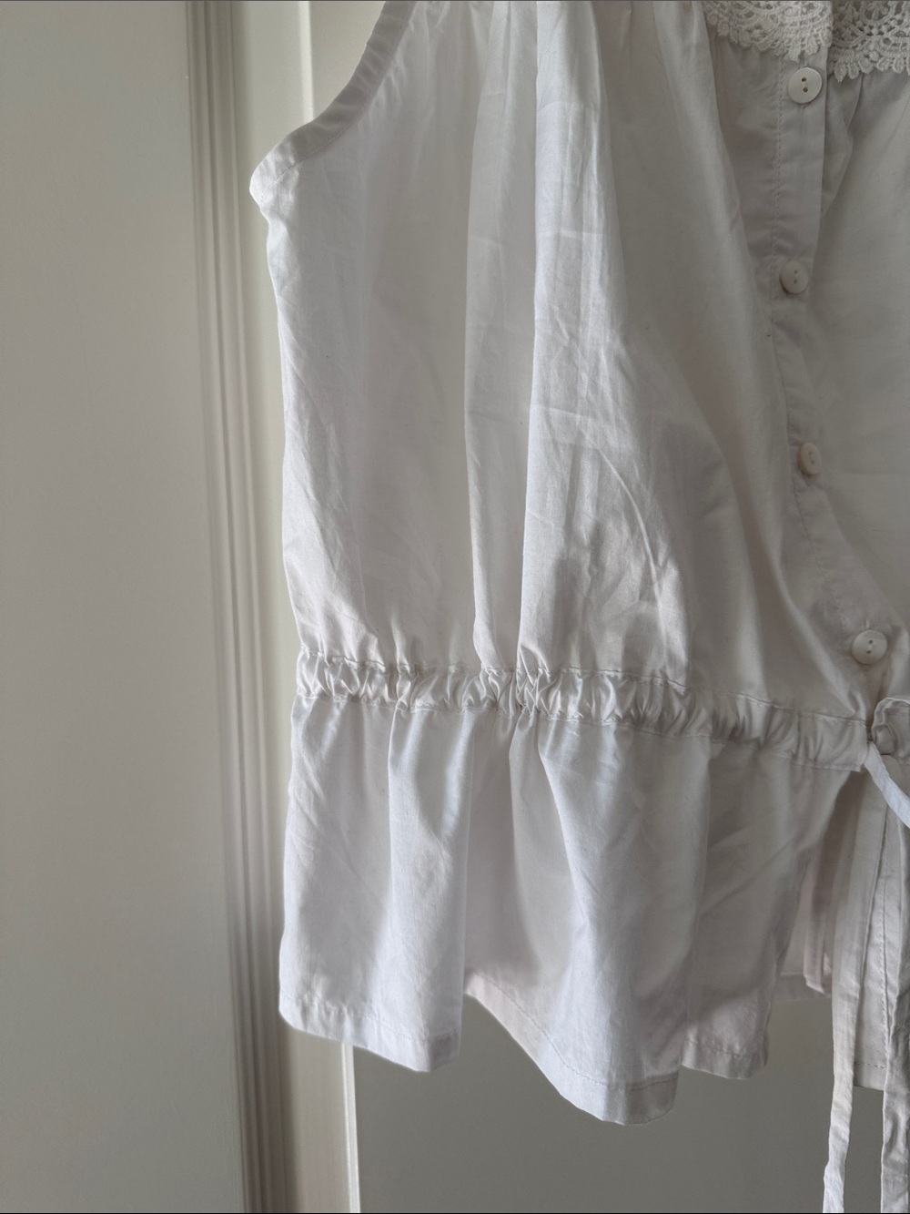 Laneway The Label White Crochet Trim Blouse - Picture 5 of 10